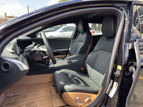 Used 2025 Lucid Air Touring AWD/4WD image 22