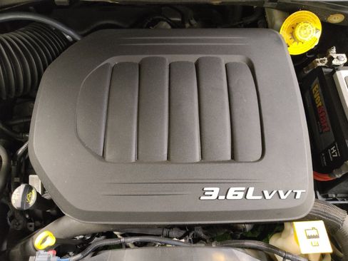 Used 2019 Dodge Grand Caravan GT FWD image 30