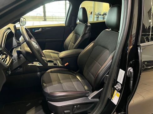 Used 2023 Ford Escape ST-Line Elite AWD/4WD image 18