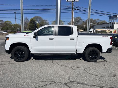 Used 2024 Chevrolet Silverado 1500 Custom Trail Boss image 7