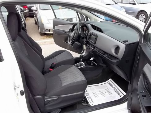 Used 2015 Toyota Yaris L FWD image 7