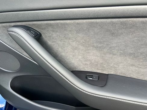 Used 2021 Tesla Model 3 Standard Range Plus image 46