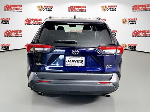 Certified 2025 Toyota RAV4 XLE w/ Convenience Package AWD/4WD image 17