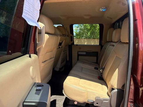 Used 2015 Ford F350 Lariat w/ Lariat Interior Package AWD/4WD image 22