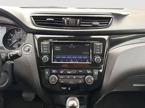 Used 2022 Nissan Rogue Sport SL AWD/4WD image 10