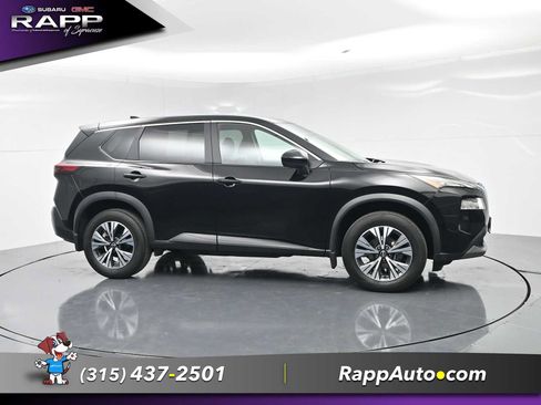 Used 2023 Nissan Rogue SV AWD/4WD image 3