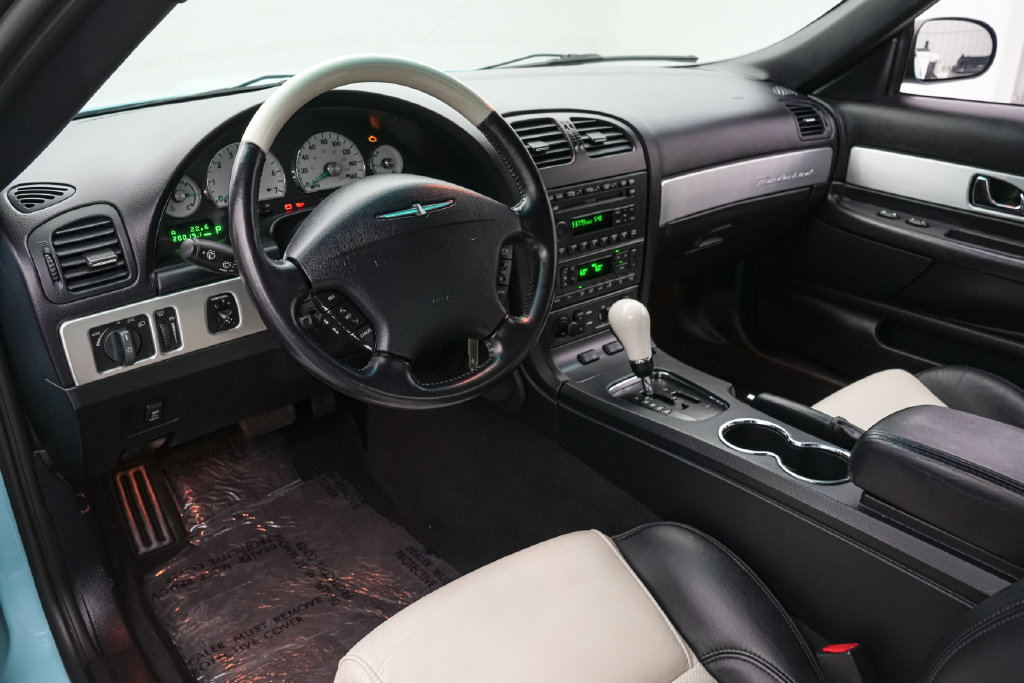 Used 2003 Ford Thunderbird RWD image 22