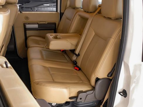 Used 2016 Ford F250 Lariat w/ Lariat Interior Package image 37