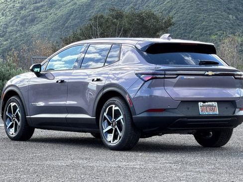 New 2026 Chevrolet Equinox EV LT image 6