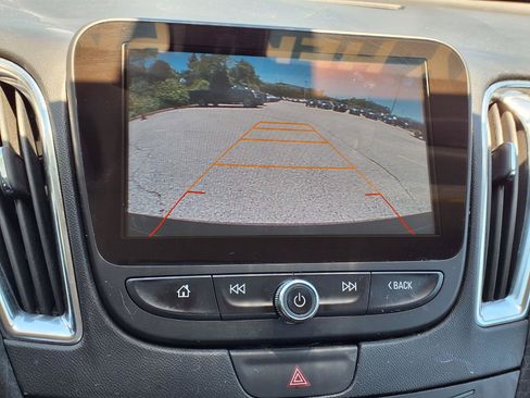 Used 2016 Chevrolet Malibu LT FWD image 7