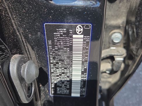 Used 2025 Toyota Corolla LE FWD image 32