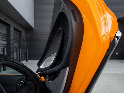 Used 2025 McLaren GTS image 35