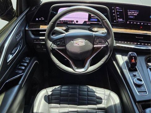 Used 2023 Cadillac Escalade Sport Platinum RWD image 14