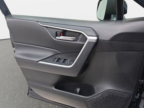 Certified 2025 Toyota RAV4 XLE AWD/4WD image 24