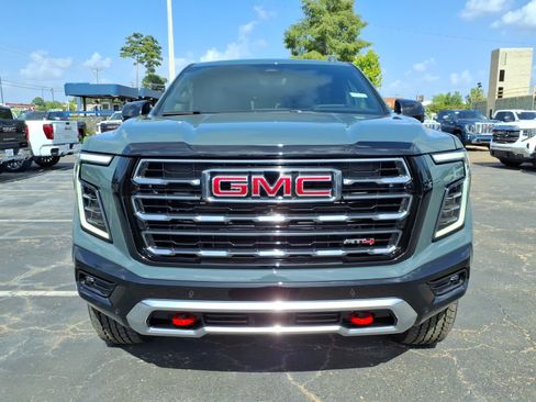New 2026 GMC Yukon AT4 w/ AT4 Premium Plus Package AWD/4WD image 3