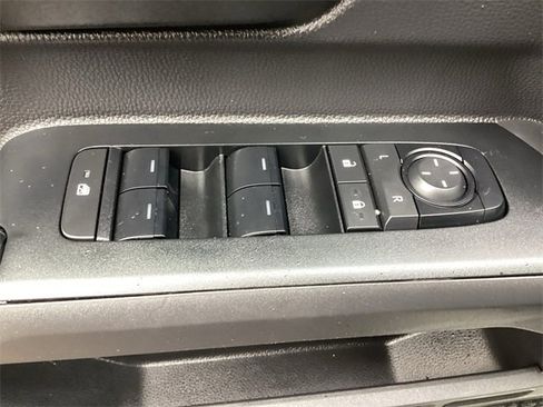 Certified 2024 Toyota Tacoma SR5 image 28