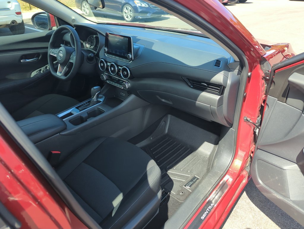 Used 2023 Nissan Sentra SV w/ All-Weather Package FWD image 34