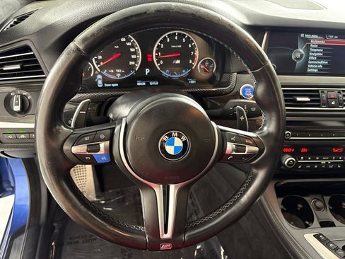 Used 2014 BMW M5 RWD image 33