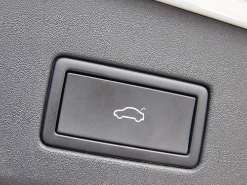 Used 2021 Volkswagen ID.4 1st Edition RWD image 9