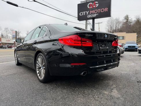 Used 2018 BMW 530e image 11