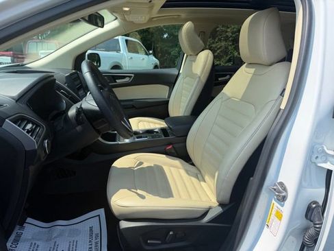 Certified 2023 Ford Edge SEL w/ Convenience Package AWD/4WD image 12