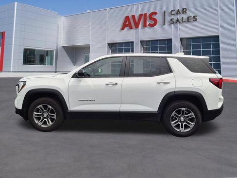 Used 2025 GMC Terrain Elevation AWD/4WD image 10