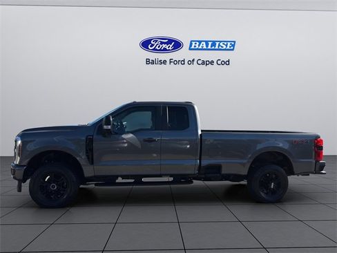 Used 2025 Ford F250 XL w/ STX Appearance Package image 3
