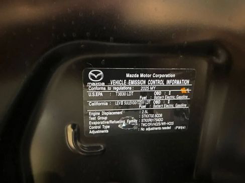 Used 2025 MAZDA CX-90 Plug-In Hybrid w/Premium Sport AWD/4WD image 64