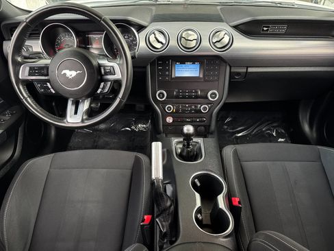 Used 2020 Ford Mustang GT w/ Black Accent Package RWD image 12