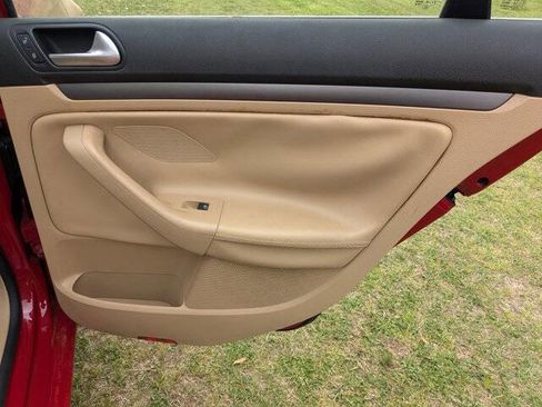 Used 2008 Volkswagen Jetta Sedan image 31