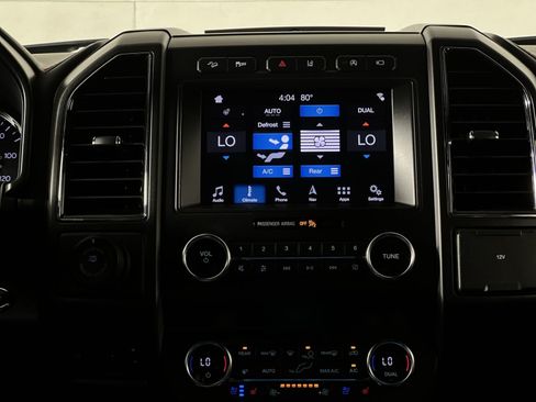 Used 2019 Ford Expedition Limited w/ Equipment Group 303A AWD/4WD image 21