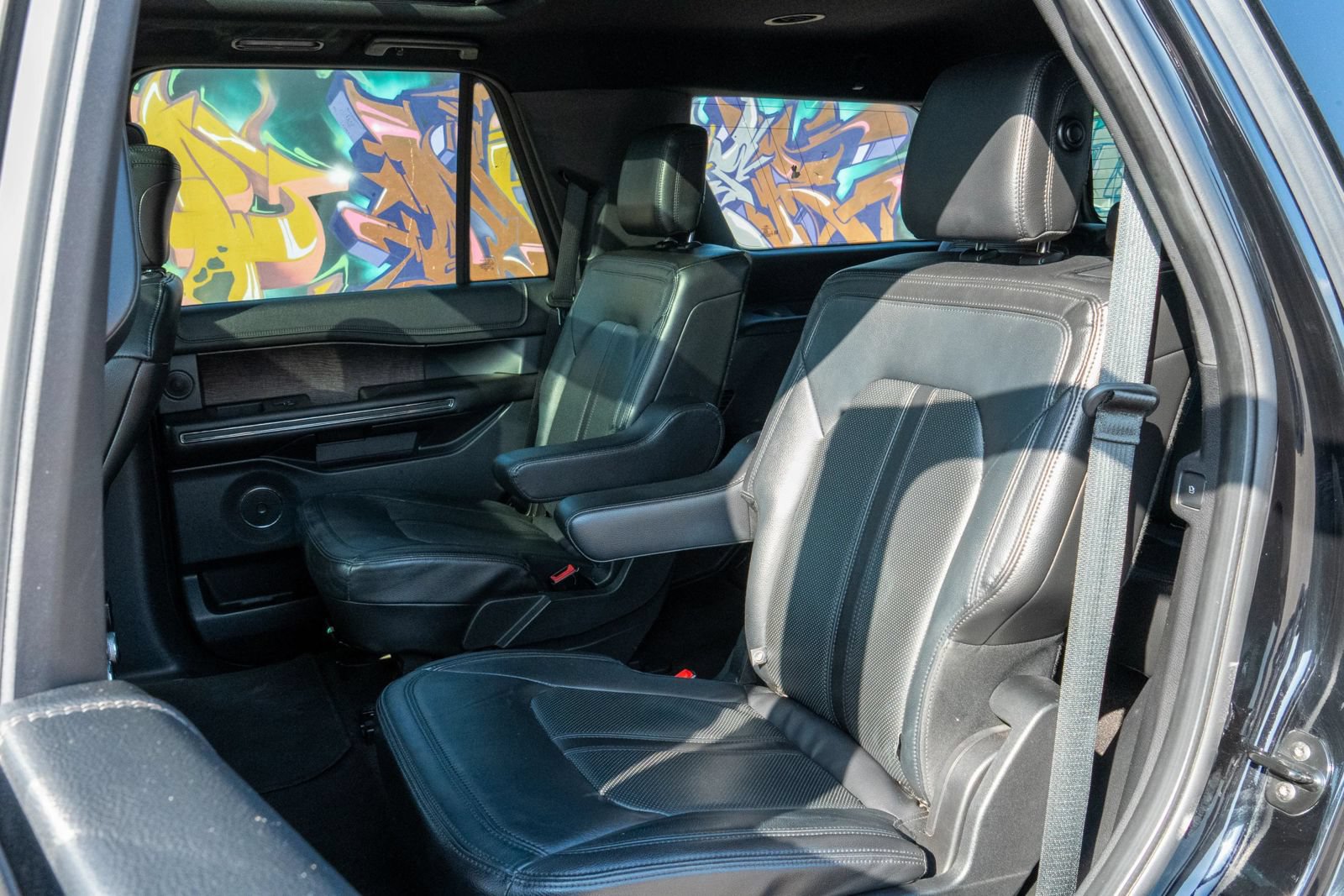 Used 2018 Ford Expedition Limited w/ Equipment Group 301A RWD image 24