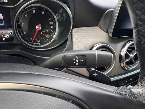 Used 2019 Mercedes-Benz GLA 250 4MATIC image 34