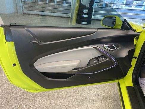 Used 2020 Chevrolet Camaro LT RWD image 28