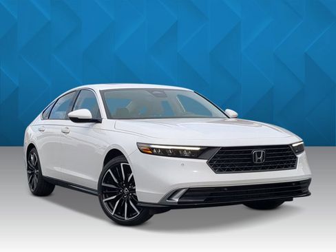 New 2026 Honda Accord Touring image 9