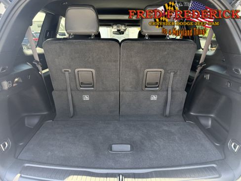 Used 2022 Jeep Grand Cherokee L Laredo AWD/4WD image 7