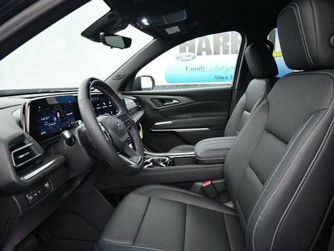 New 2026 Chevrolet Traverse LT w/ Enhanced Driving Package FWD image 14