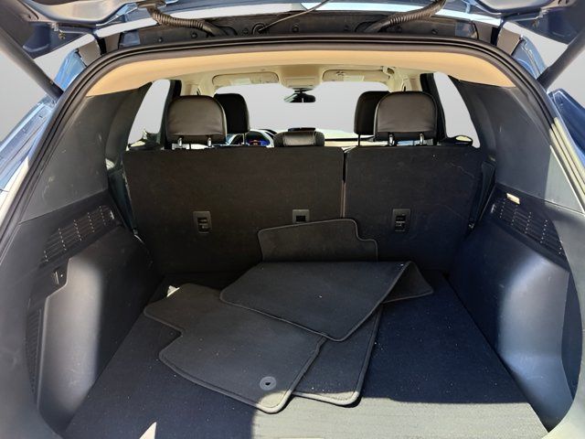 Used 2020 Ford Escape Titanium AWD/4WD image 10