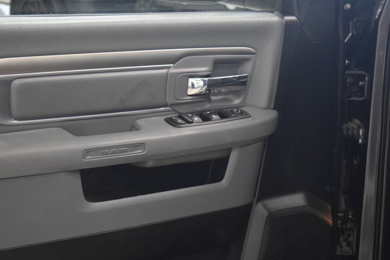 Used 2015 RAM 1500 Big Horn AWD/4WD image 19