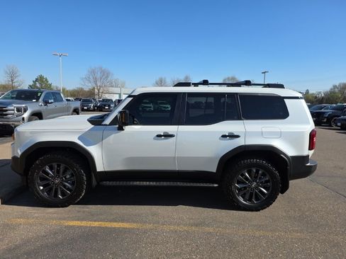 Used 2024 Toyota Land Cruiser w/ Premium Package image 6