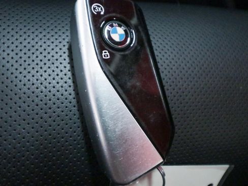 Used 2026 BMW X7 xDrive40i AWD/4WD image 23