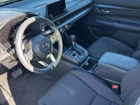 Used 2025 Honda CR-V LX image 8