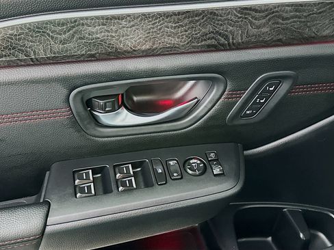 Used 2026 Honda Pilot Black Edition image 21