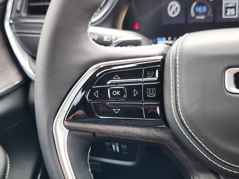 New 2025 Jeep Grand Cherokee Overland w/ Luxury Tech Group IV image 16