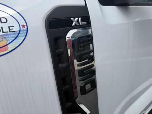 Used 2024 Ford F550 4x4 Regular Cab Super Duty w/ Snow Plow Prep Package image 7