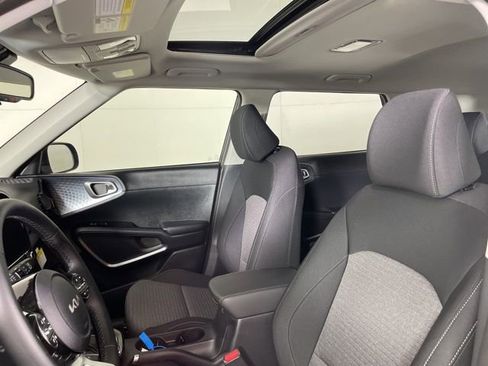 New 2025 Kia Soul EX image 18