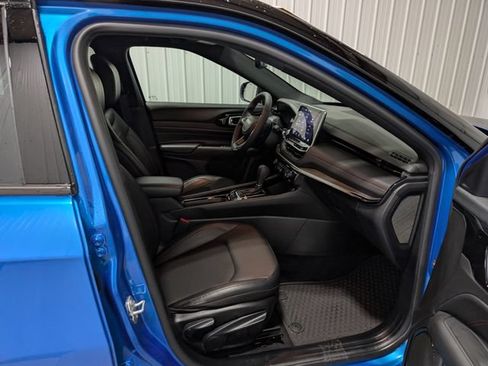 Used 2025 Jeep Compass Trailhawk AWD/4WD image 27