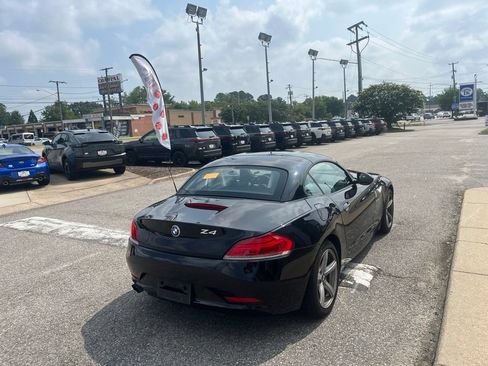 Used 2009 BMW Z4 sDrive30i RWD image 4