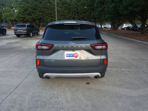 Used 2023 Ford Escape Active w/ Cold Weather Package FWD image 19