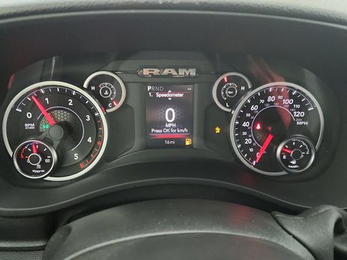 New 2026 RAM 2500 Tradesman AWD/4WD image 15